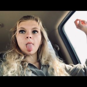 Meet your Posher, Olive